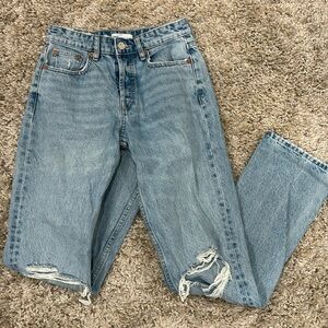 Zara size 4 straight ripped jean